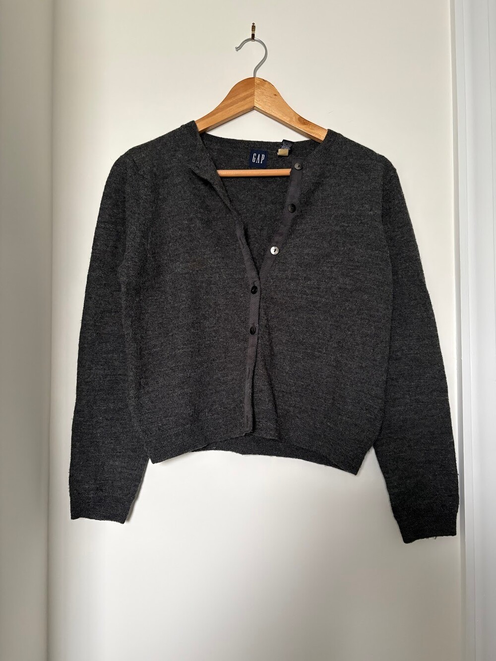 Gap 100% Wool Crewneck Cardigan Sweater Charcoal Gray Women XS
